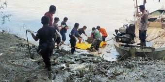 Tiga Hari Menghilang, Pemuda Asal Bojonegoro Ditemukan Tewas Mengapung di Bengawan Solo