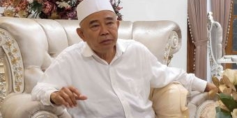 kiai-asep-terkejut-dahlan-iskan-jadi-tersangka