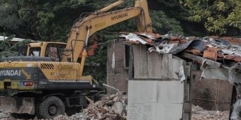Warga Kampung Taman Pelangi Surabaya Mulai Terima Ganti Rugi Lahan Pembangunan Flyover