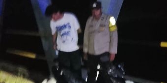 Motor dengan Kunci Beserta Dompet Ditinggal di Jembatan Bengawan Solo Lamongan, Polisi Cari Pemilik