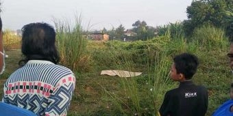 Warga Tulangan Meninggal di Lapangan Perum Jade Sudimoro, di Sampingnya Ada Botol Miras