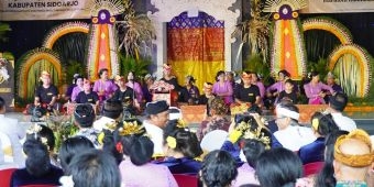 Umat Hindu di Sidoarjo Gelar Dharma Shanti, Dimeriahkan Tampilan Kesenian dan Baksos
