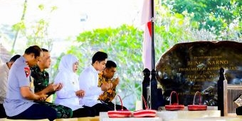 Dampingi Wapres Gibran Ziarah ke Makam Bung Karno, Gubernur Khofifah Tekankan Semangat Nasionalisme