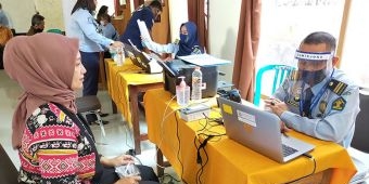 Awali New Normal, Eazy Passport Imigrasi Blitar Datangi SMKN 3 Blitar