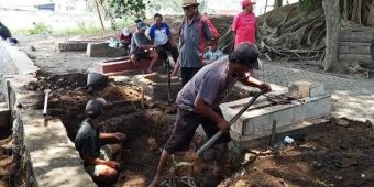 Arkeolog Temukan Pagar Keliling Candi Gedog, Sananwetan Blitar