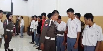 Puluhan Pelajar Terjaring Razia di Probolinggo, Petugas Temukan Video Bokep