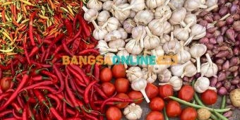 Harga Sembako Surabaya Hari Ini Stabil, Bawang Putih dan Cabai Besar Hanya Naik Tipis