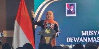 Gubernur Khofifah Berangkat Haji 2025 Sebagai Tamu Raja Salman