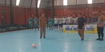 Dongkrak Kualitas Bibit Bola, Dispora Kabupaten Pasuruan Gelar Turnamen Futsal Tingkat SMP