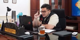 Bupati Kediri Ajak Perawat Layani Masyarakat dengan Hati
