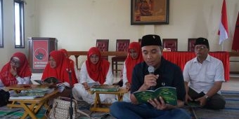 Sambut Ramadhan 1447 H, PDIP Gresik Gelar Khataman Alquran dan Berbagi Takjil