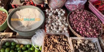 Daftat Harga Sembako Jatim 10 Desember 2025: Cabai Rawit Rp78.446/kg, Beras Medium Rp12.847/kg