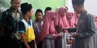 Tutup Peringatan HPN 2023, PWI Kediri Bukber dan Berbagi dengan Anak Yatim