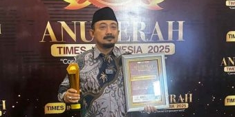 Konsisten Beri Dampingan Hukum Kelompok Rentan, Sam Tito Raih Penghargaan ATI 2025