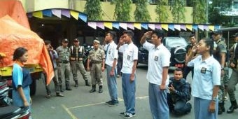 Razia Warnet dan Warkop, Satpol PP Kota Malang Ciduk Siswa Bolos