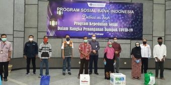 BI Jember Salurkan 729 Paket Sembako Bagi Warga Terdampak Covid-19