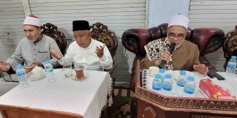 prof-dr-jamal-farouq-dari-mesir-ceramah-depan-ribuan-santri-amanatul-ummah-surabaya