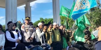 Boikot Trans7 Menggema dalam 'Aksi Bela Kiai dan Pesantren' di Situbondo