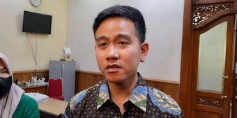 tinggal-psi-ketum-parpol-rame-rame-tinggalkan-gibran-pada-pilpres-2029