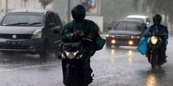 Awas! BMKG Imbau Warga Jatim Waspada Hujan Intensitas Tinggi di November 2025