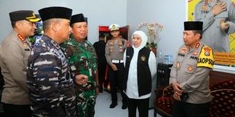 Tinjau Pospam Lebaran, Khofifah Pastikan Keamanan dan Kelancaran Lalu Lintas Selama Libur Lebaran