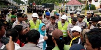 Dinilai Ingkar Janji, Warga Ancam Geruduk Pabrik Semen Holcim di Tuban