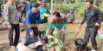 Tim Penilai Lomba Wana Lestari Tingkat Nasional Datangi Pusat Ficus Nasional di Kediri