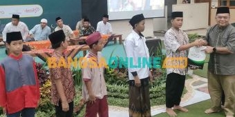 Ponpes Wali Barokah Kediri Gelar Buka Puasa Bersama Sekaligus Santunan Anak Yatim