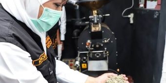 Gubernur Khofifah Berharap Bondowoso Kembangkan BUMD dan Trading House Kopi