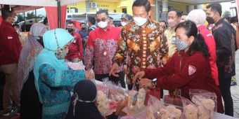 ​Berikan Pelayanan untuk Nelayan, DPMPTSP Jatim Gelar Roadshow ke Pelabuhan Brondong Lamongan