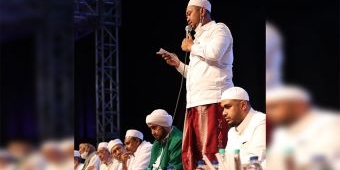 Hadirkan Habib Syech, Pemkab Gresik Peringati HUT ke-48 dan Hari Jadi Kota Gresik ke-535