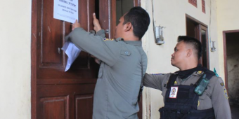 Disalahgunakan Jadi Hunian, Pemkot Surabaya Segel 53 Kios di Pasar Bendul Merisi