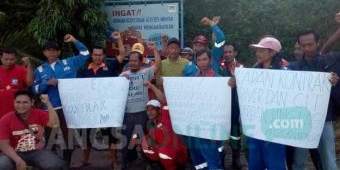 Protes Di-PHK Sepihak, Puluhan Karyawan PT GCI Demo