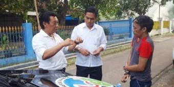 Pengedar SabuSabu Sediakan Bilik bagi Pelanggan Bangsa Online Pengedar SabuSabu Sediakan Bilik bagi Pelanggan Bangsa Online