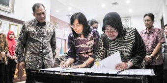 Pemkot Surabaya Terima Hibah Peralatan IKM dari Kementerian Perindustrian