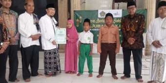 Kemenag Lamongan Gelar 'Jubah Suling' Usai Salat Jumat