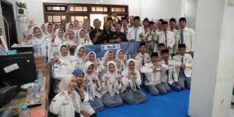 kunjungi-harian-bangsa-bangsaonline-santri-mbi-amanatul-ummah-bakat-jadi-jurnalis-dan-novelis