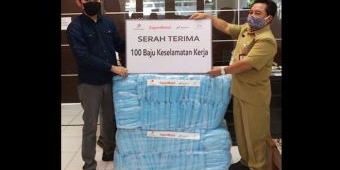 Bantu Perangi Covid-19, EMCL Serahkan Rapid Test Kit ke Pemkab Bojonegoro dan Tuban