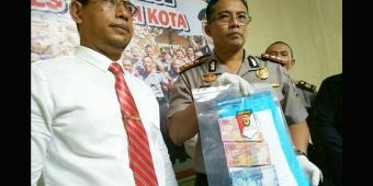 Kades Bulu Kediri Ditangkap Polisi, Tarik Uang untuk Pengurusan Sertifikat Tanah