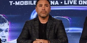 Oscar De La Hoya Naik Ring Lagi Demi Kemuliaan