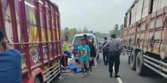 Ditabrak Truk dari Belakang, Emak-Emak di Tuban Alami Luka-Luka Cukup Serius