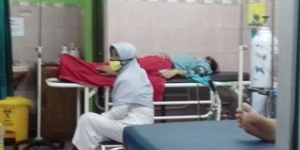 Puluhan Santriwati Riyadlus Sholihin Kota Probolinggo Keracunan Massal