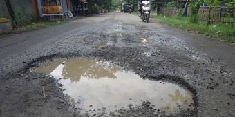 Pembangunan Jalan Cor Beton di Bojonegoro Dianggarkan Rp 1 Triliun