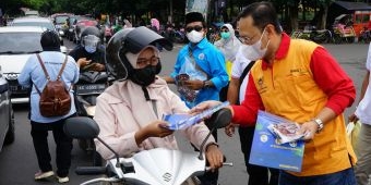 Gandeng TNI, Polri, dan LSM, Dinkes Kota Kediri Sosialisasi Prokes Dengan Cara Ledang
