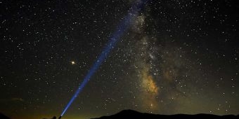 Hujan Meteor Geminid Hiasi Langit Indonesia, Simak Cara Melihatnya