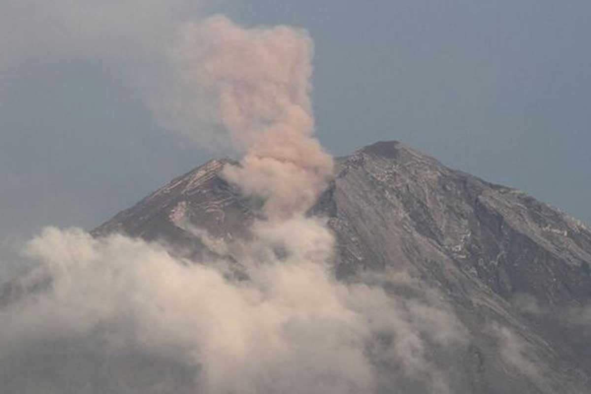 Ilustrasi- Gunung Semeru. Foto: Ist.