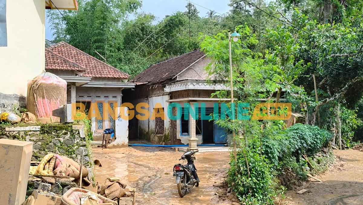 Dewan Minta Pemkab Kediri Segera Cari Solusi untuk Korban Tanah Longsor di Mojo
