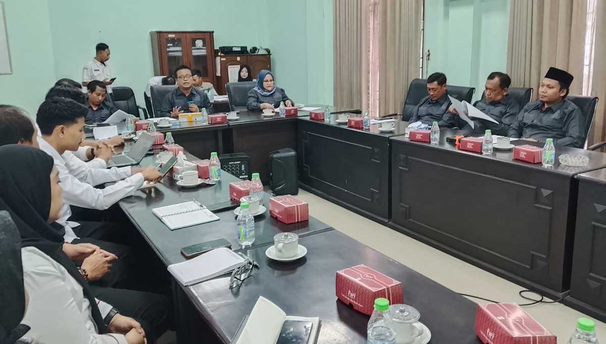 RPD Komisi B DPRD Jombang dengan Perumda Seger.