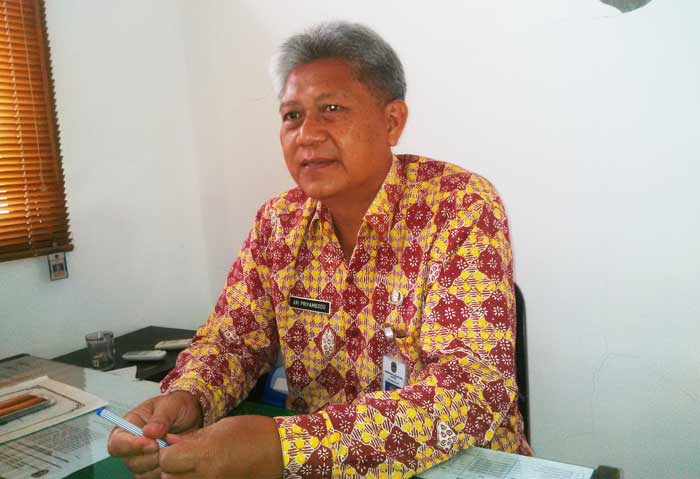 Ari Priambodo, Kabid Tata Lingkungan DLH Pacitan. foto: YUNIARDI S/ BANGSAONLINE
