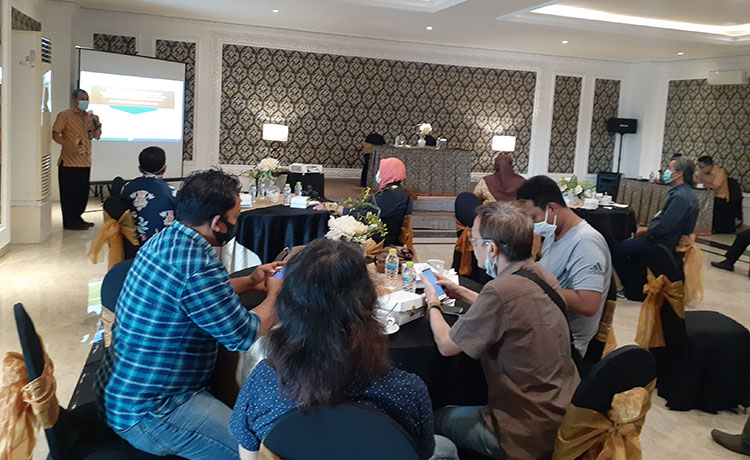 Kepala BPJS Kesehatan Cabang Mojokerto saat menyampaikan sambutannya. (foto: ist).
